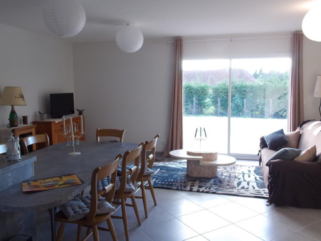 Gite Le Petit Pied-A-Terre La Chapelle-Saint-Sauveur  Zimmer foto